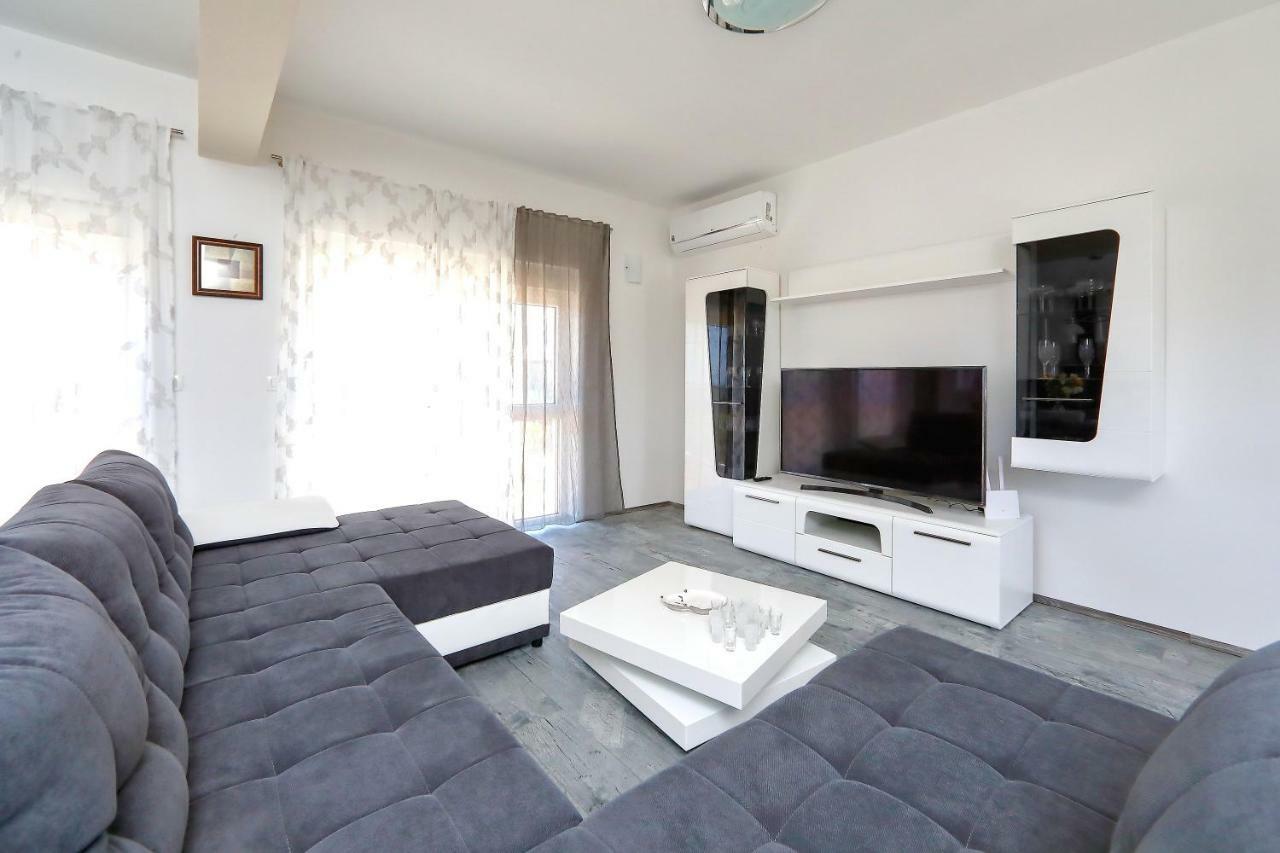 Panorama Hills Βίλα Debeljak Εξωτερικό φωτογραφία